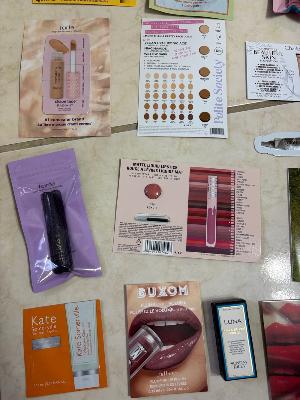 sample assortment bundle for face - Picture 2 of 5